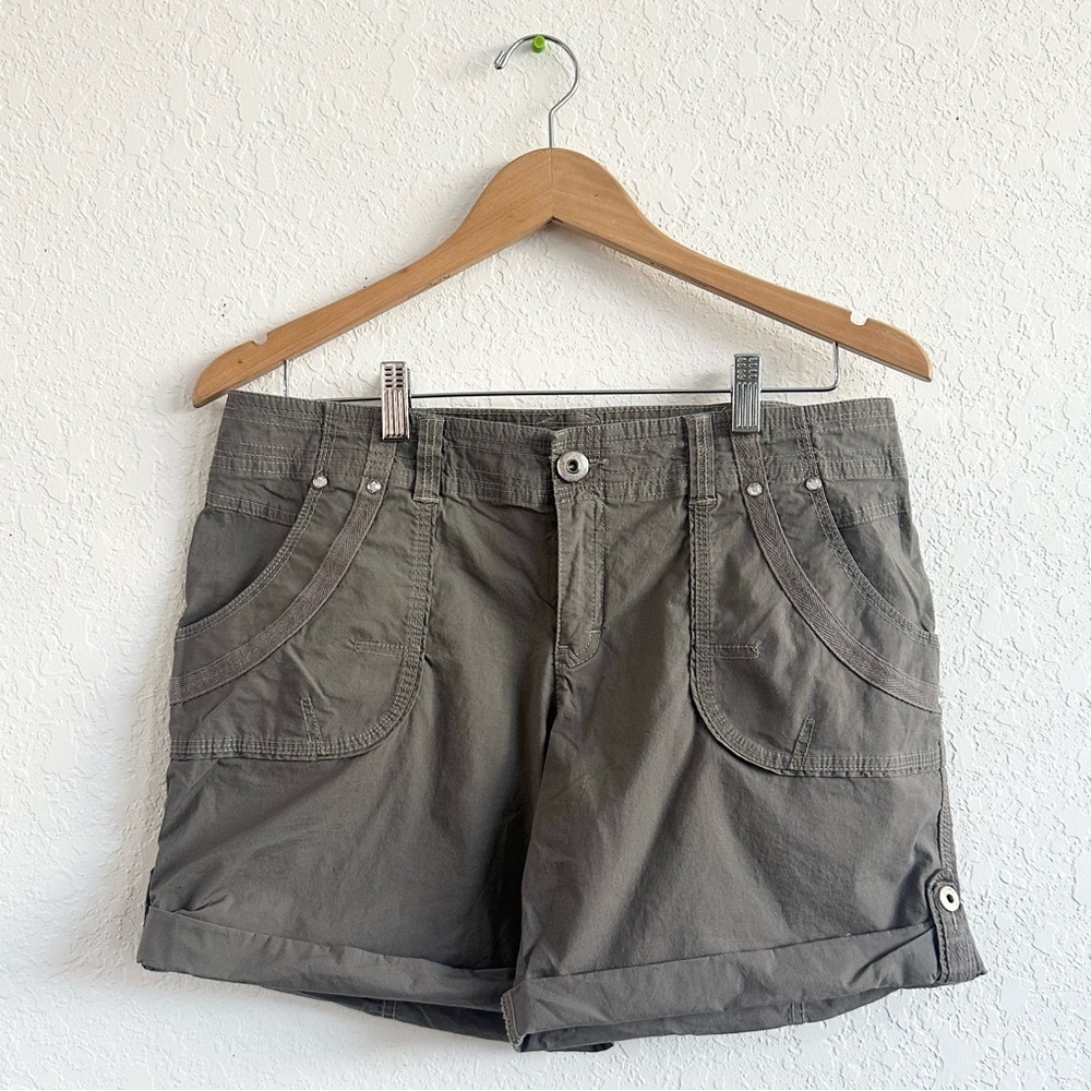 INC Beach Dark Olive Green Shorts Cuffed Size 10 Casual Pool Cotton Blend Cargo